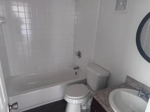 $900 | 2903 Clarksville Street, Unit 206, Paris, TX 75460