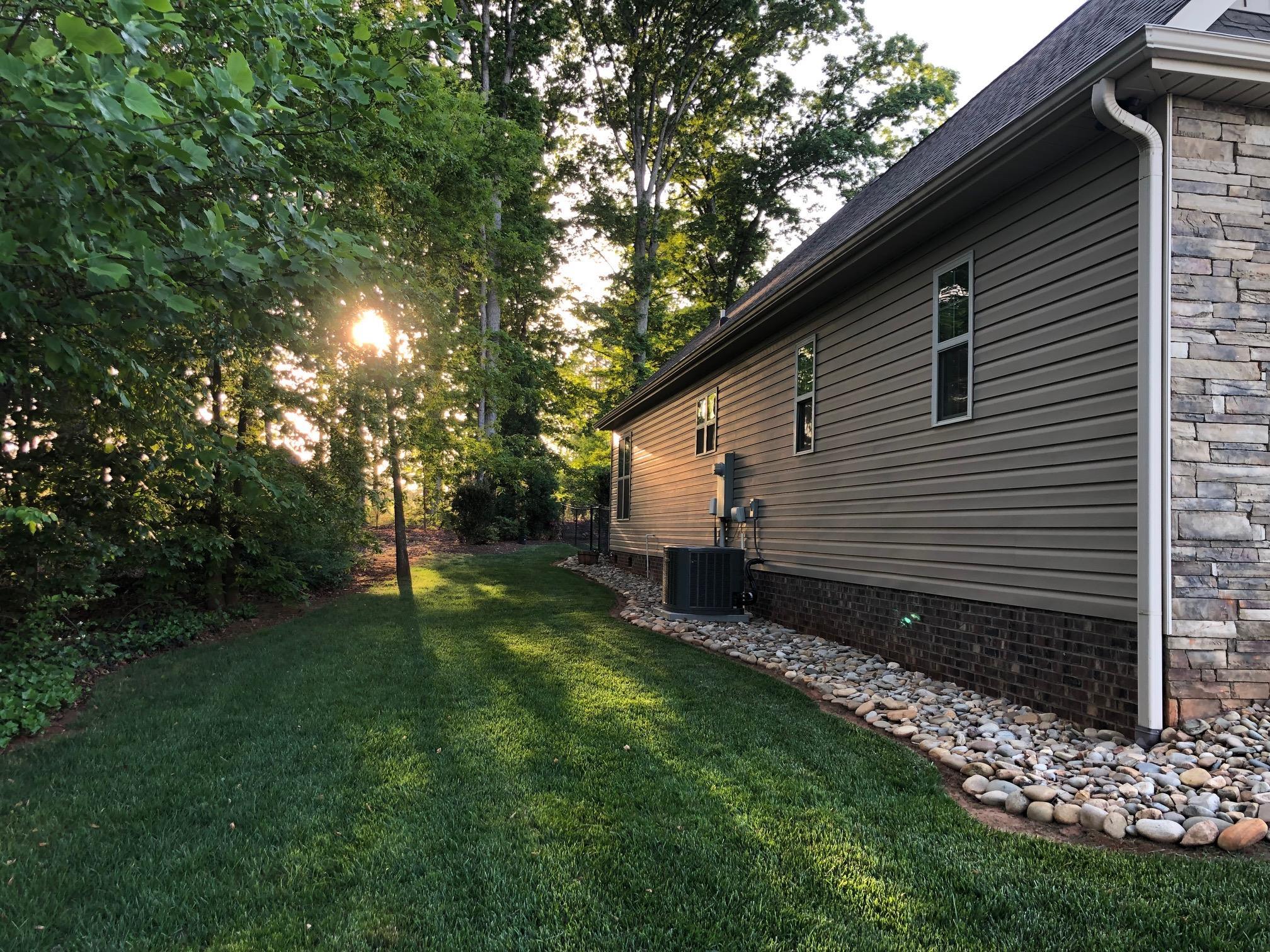 379 River Oak Road Inman, SC 29349 - Photo 3 of 20