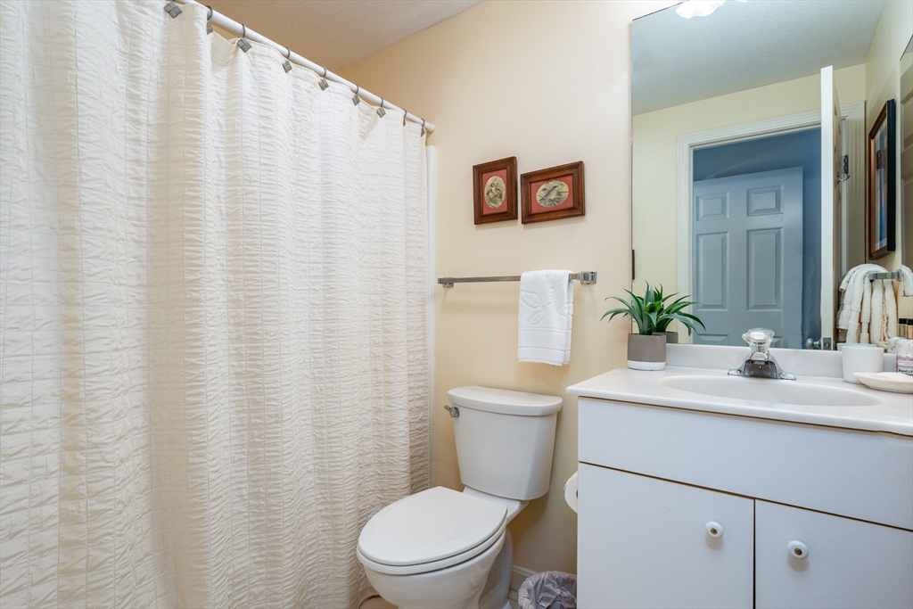 206 Kates Path, Unit 206 Yarmouth, MA 02675 - Photo 2 of 34