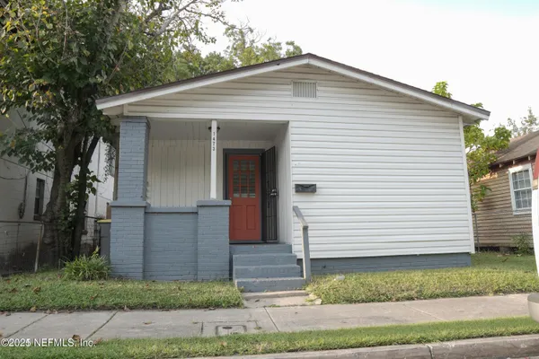 $105,900 | 1473 State Street West, Jacksonville, FL 32209