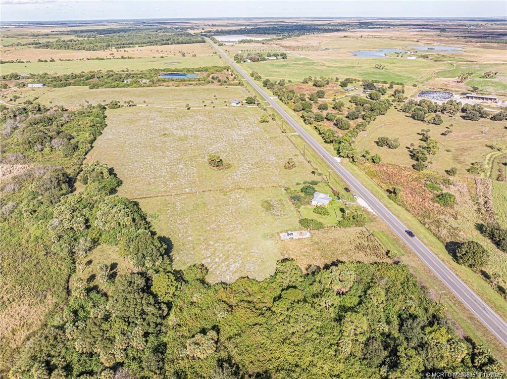 6235 Highway 98 Okeechobee, FL 34972 - Photo 7 of 28 a view of an ocean beach