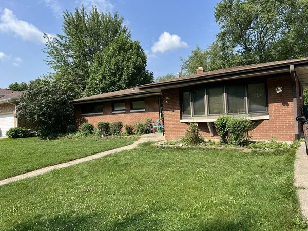 $2,495 | 5738 Pennsylvania Street, Merrillville, IN 46410