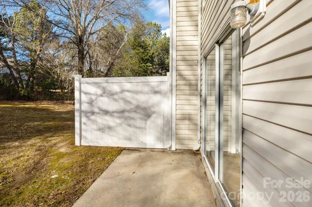 $240,000 | 3527 Creeping Flora Lane, Charlotte, NC 28216