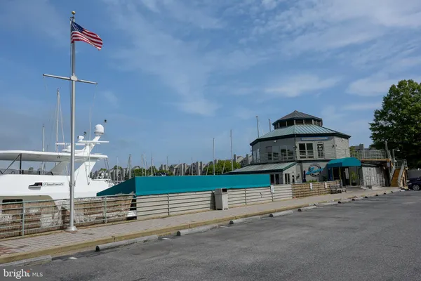 $2,300,000 | 2215 Chesapeake Harbour Drive East, Annapolis, MD 21403