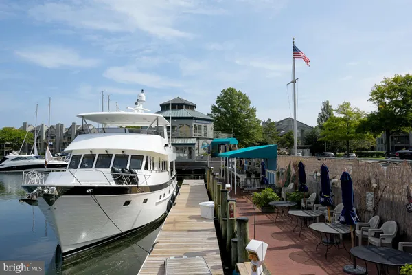 $2,300,000 | 2215 Chesapeake Harbour Drive East, Annapolis, MD 21403