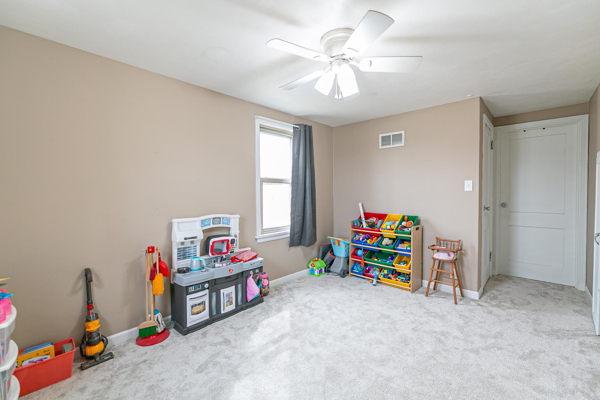 1105 Madison Street Little Chute, WI 54140 - Photo 13 of 20