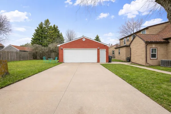 $274,500 | 1105 Madison Street, Little Chute, WI 54140