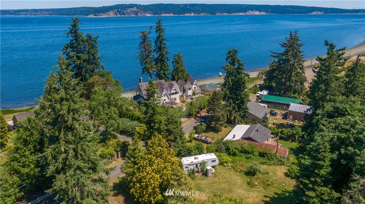 781 Gardiner Beach Road Sequim, WA 98382 - Photo 2 of 39 Gallery Image 2