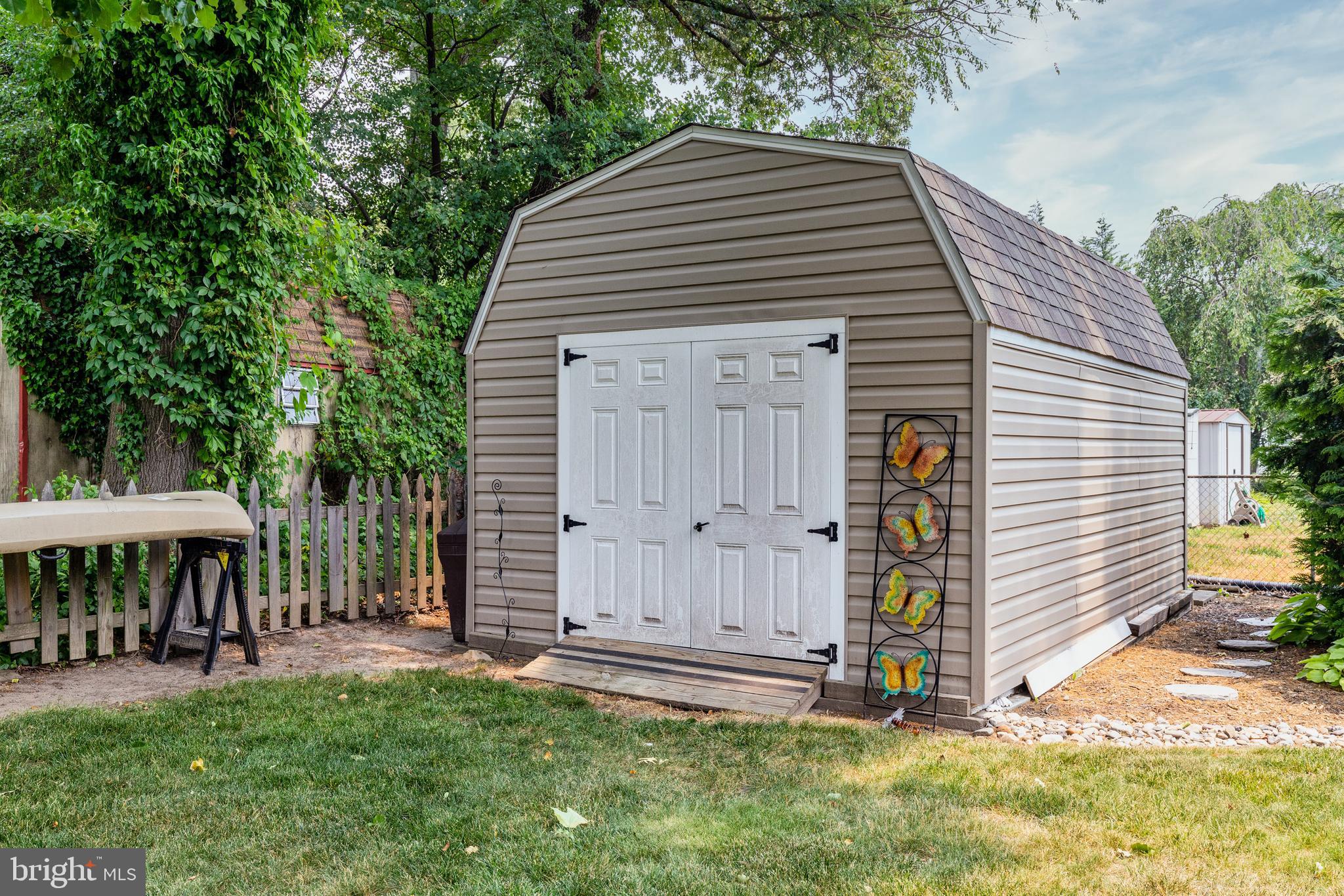 219 Oak Drive Pasadena, MD 21122 - Photo 33 of 43