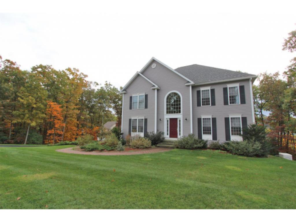33 Northland Road Windham, NH 03087 - Photo 1 of 18 Gallery Image 1