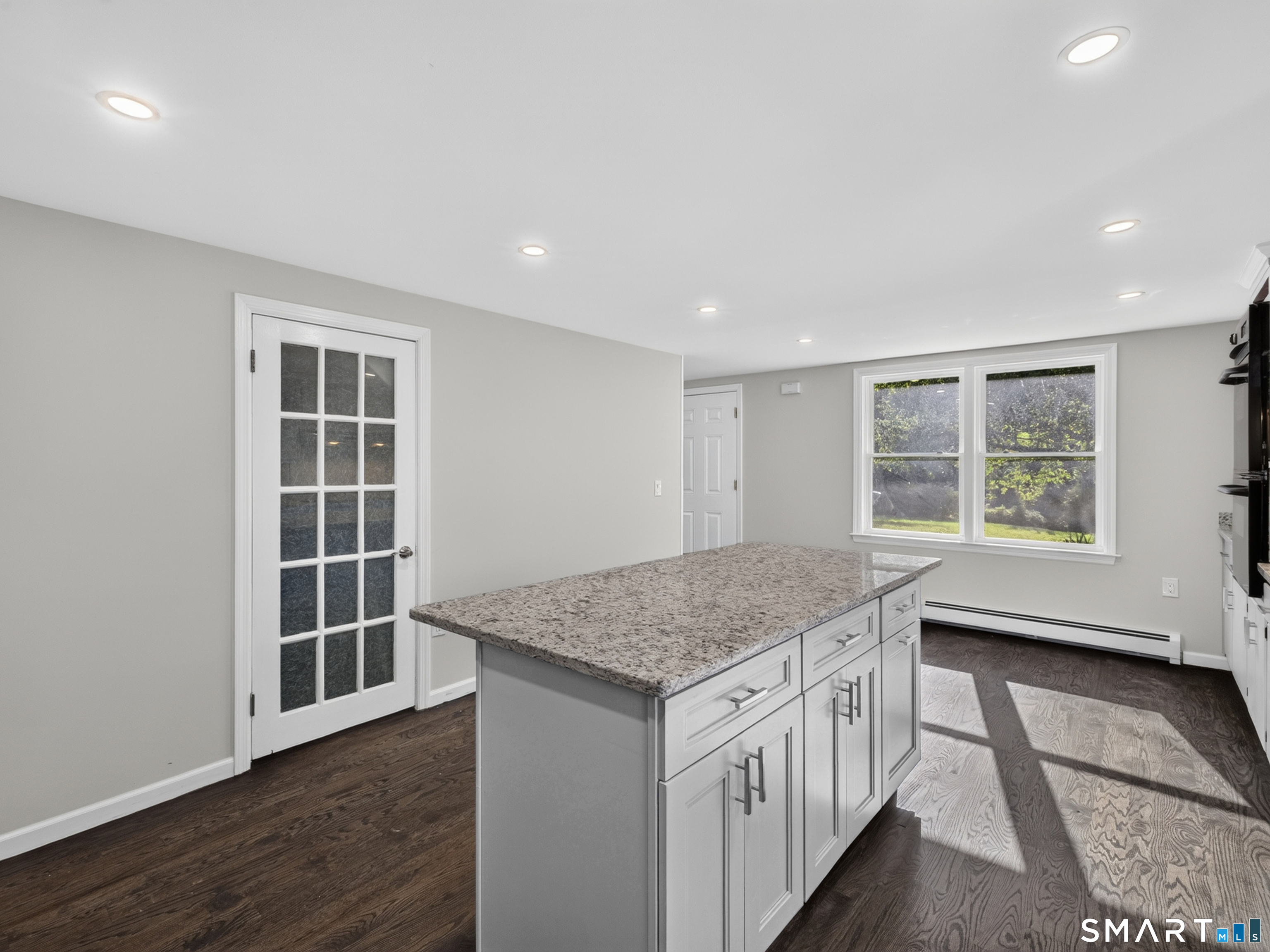27 Old Norwich Road Waterford, CT 06375 - Photo 11 of 37 Gallery Image 11