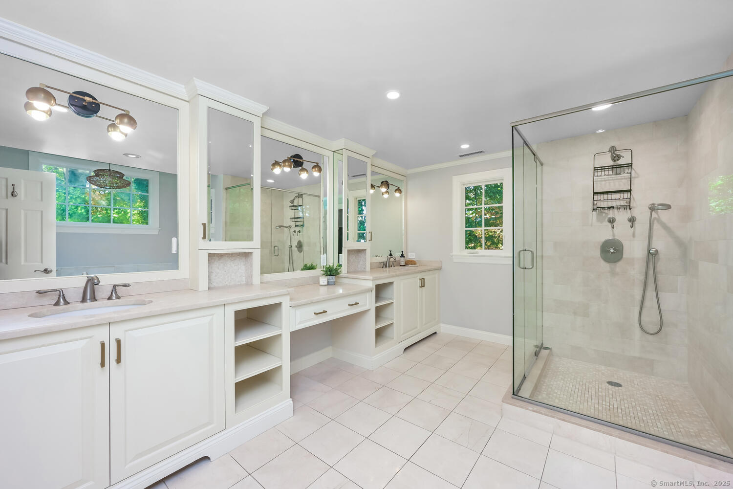 19 Georgian Lane Darien, CT 06820 - Photo 19 of 40