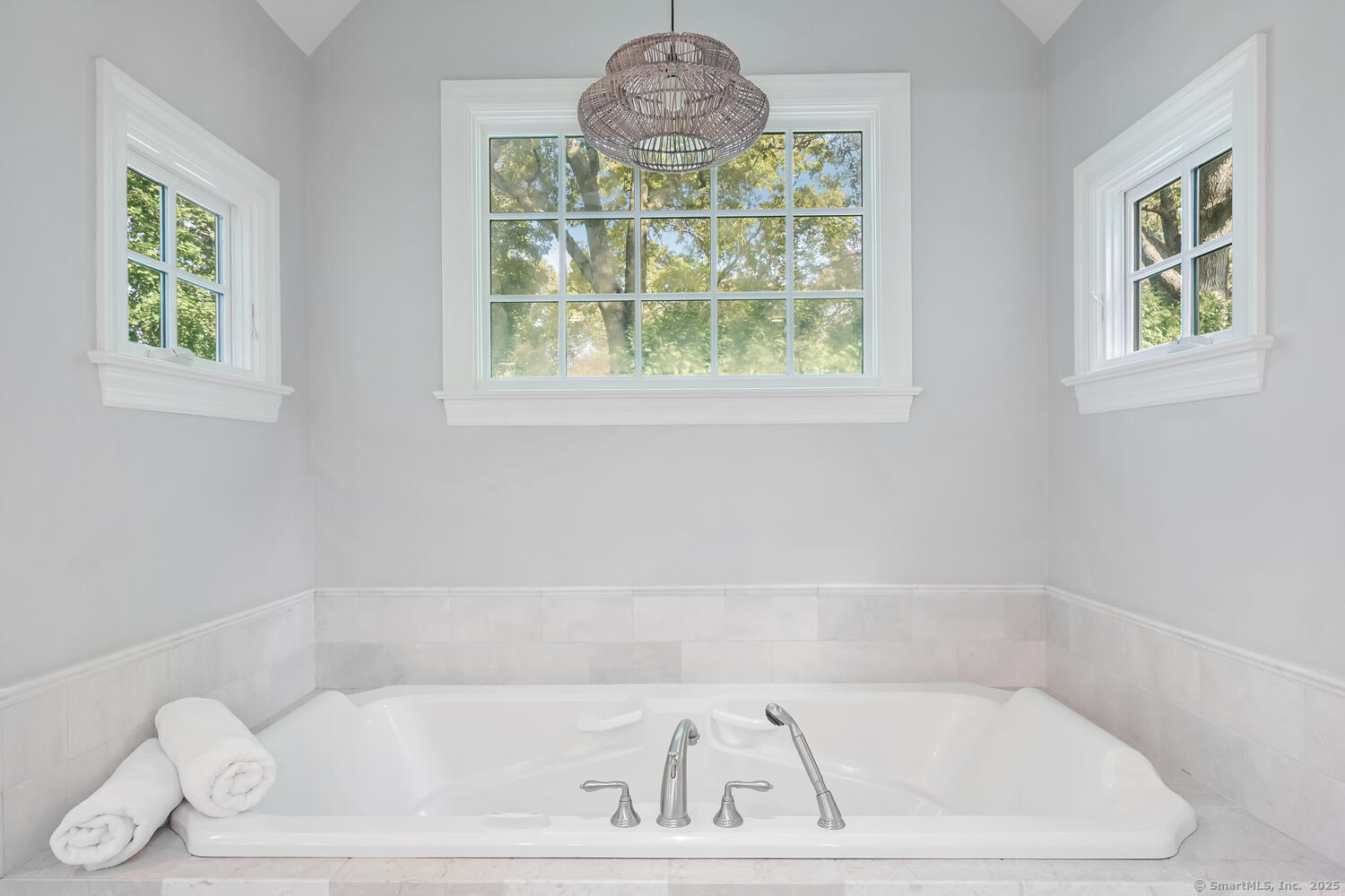 19 Georgian Lane Darien, CT 06820 - Photo 20 of 40