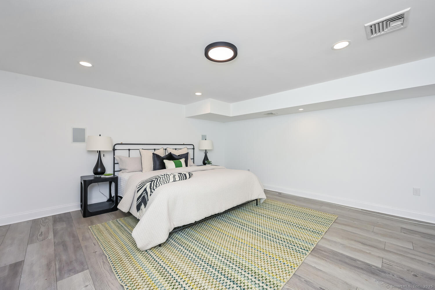 19 Georgian Lane Darien, CT 06820 - Photo 26 of 40