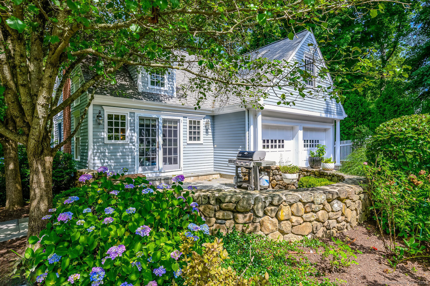 19 Georgian Lane Darien, CT 06820 - Photo 30 of 40