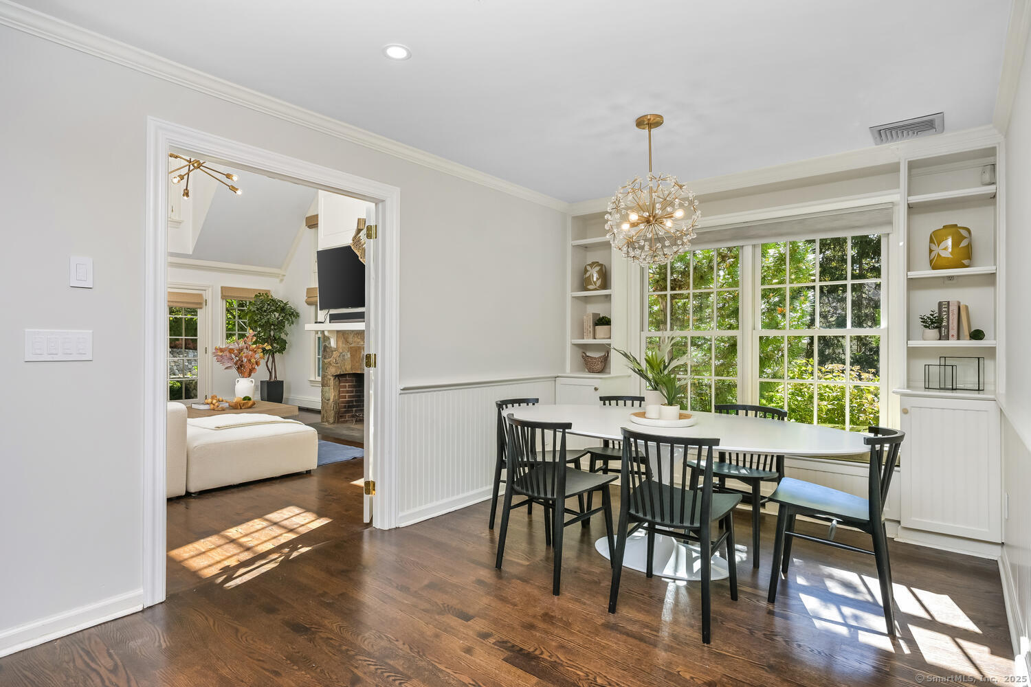 19 Georgian Lane Darien, CT 06820 - Photo 8 of 40