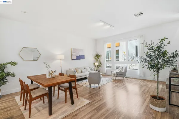 $949,999 | 7906 Regional Common, Dublin, CA 94568