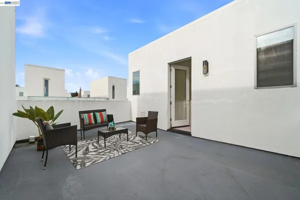 $949,999 | 7906 Regional Common, Dublin, CA 94568