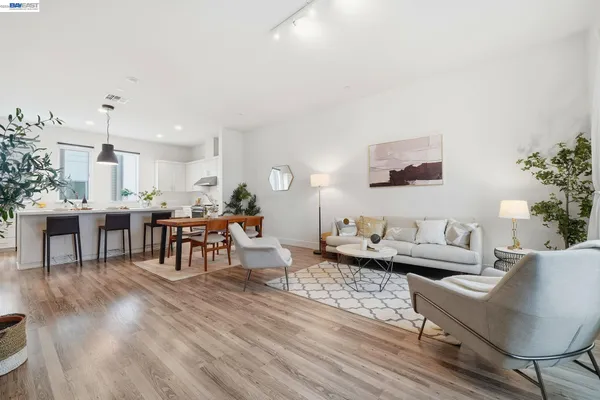 $949,999 | 7906 Regional Common, Dublin, CA 94568