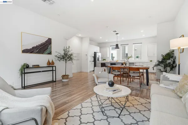 $949,999 | 7906 Regional Common, Dublin, CA 94568