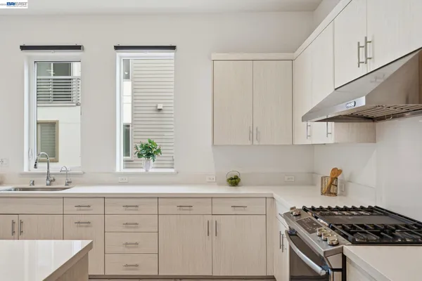 $949,999 | 7906 Regional Common, Dublin, CA 94568