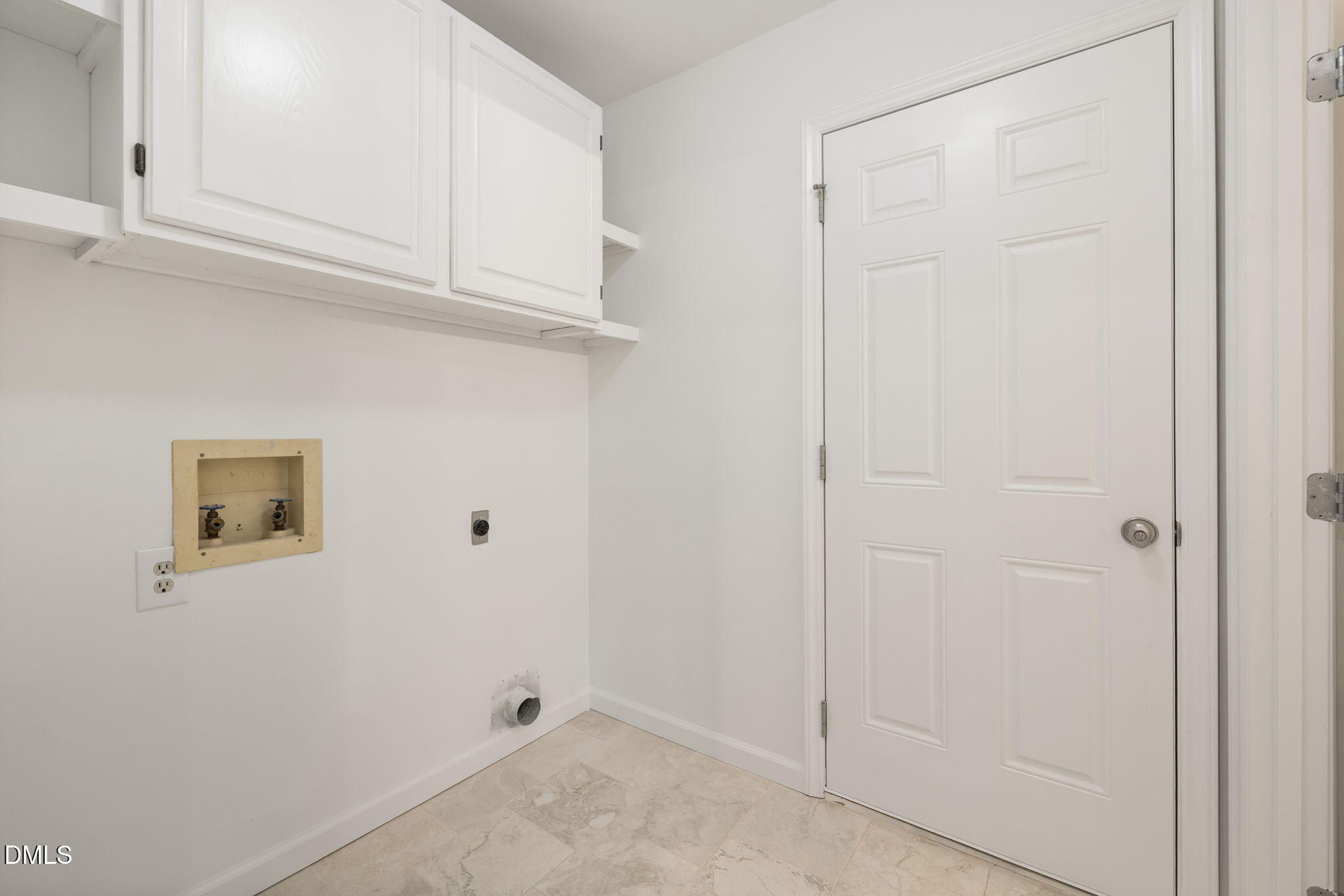 901 Bridge Way Raleigh, NC 27615 - Photo 16 of 35 21-web-or-mls-DX3A9861