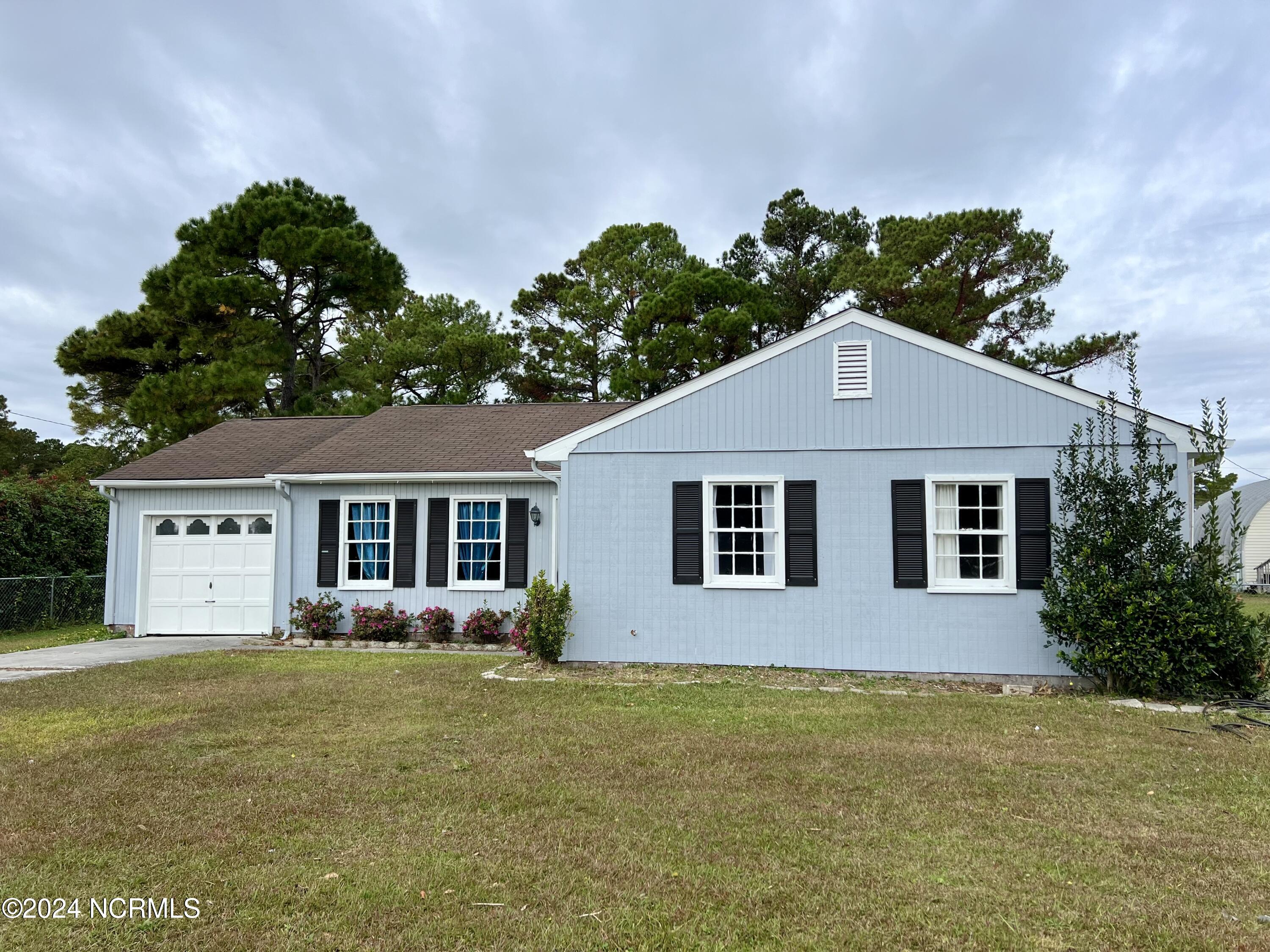 1258 Hibbs Road Newport, NC 28570 - Photo 38 of 40 IMG_6745 (1)