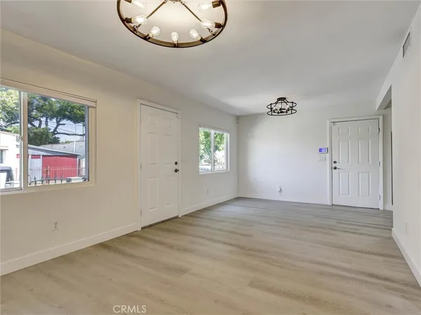 $649,950 | 1204 East Smith Place, Long Beach, CA 90806