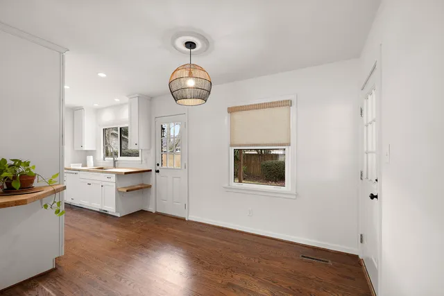 $3,095 | 713 Magnolia Road, Charleston, SC 29407