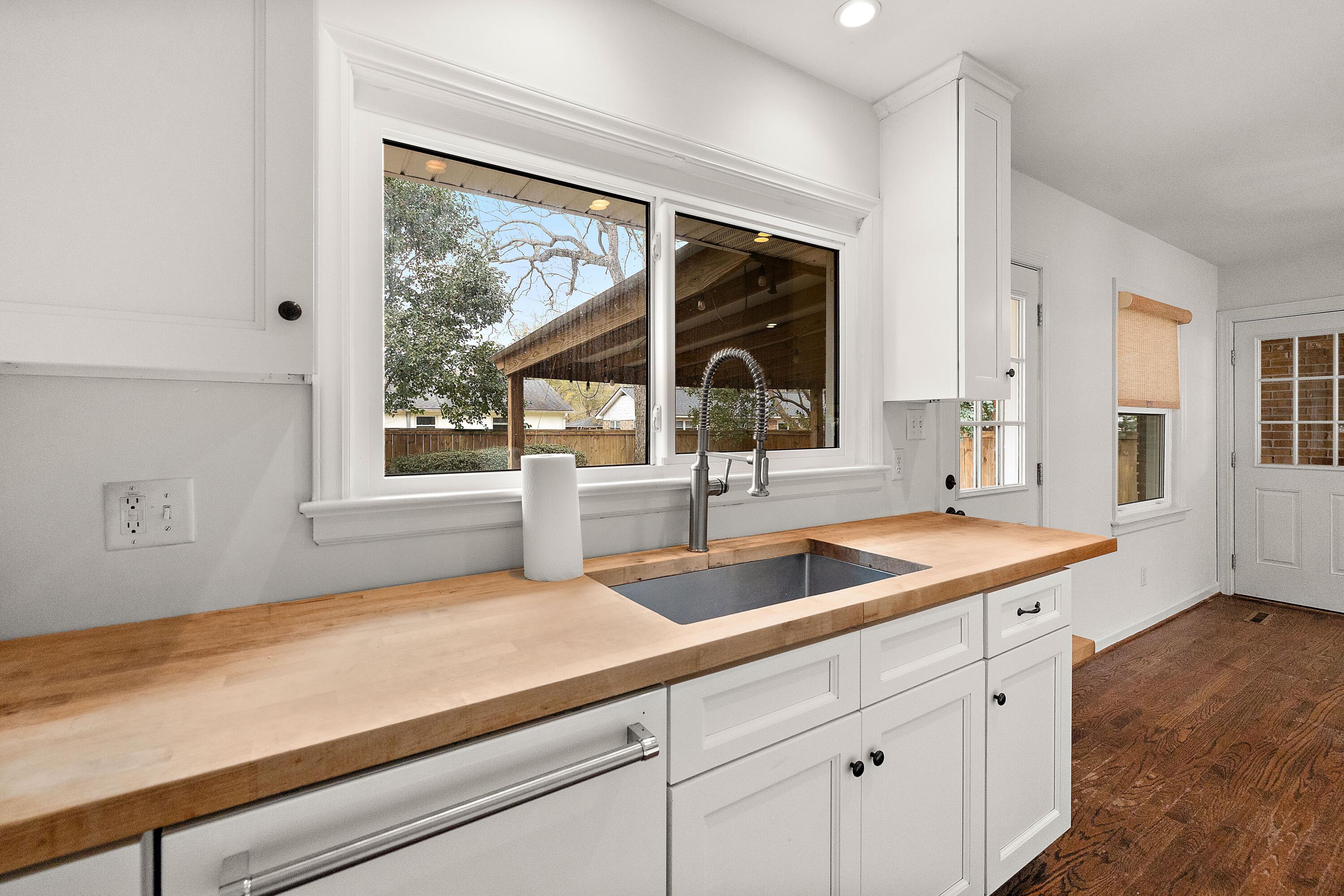 713 Magnolia Road Charleston, SC 29407 - Photo 6 of 13 BN0A1188