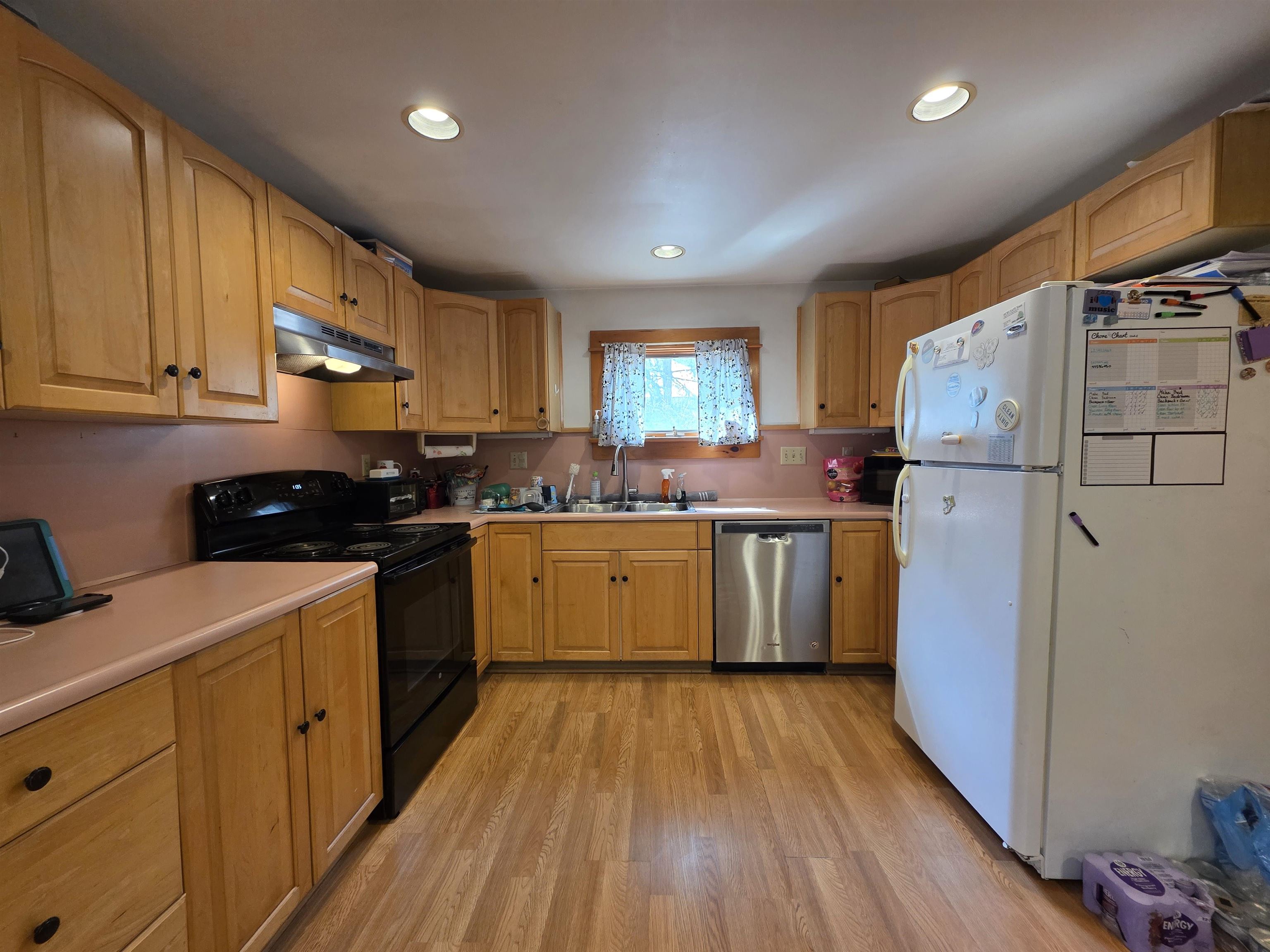 107 Litchfield Street Springfield, VT 05156 - Photo 11 of 30