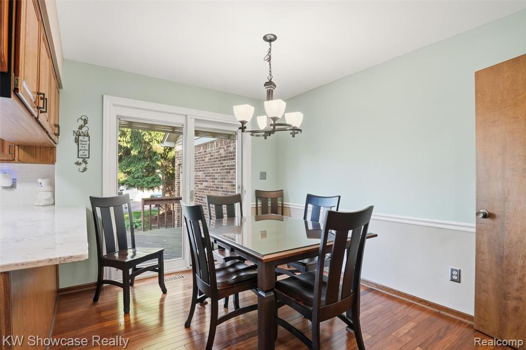 3260 Ravinewood Drive Commerce Township, MI 48382 - Photo 22 of 75 Gallery Image 22