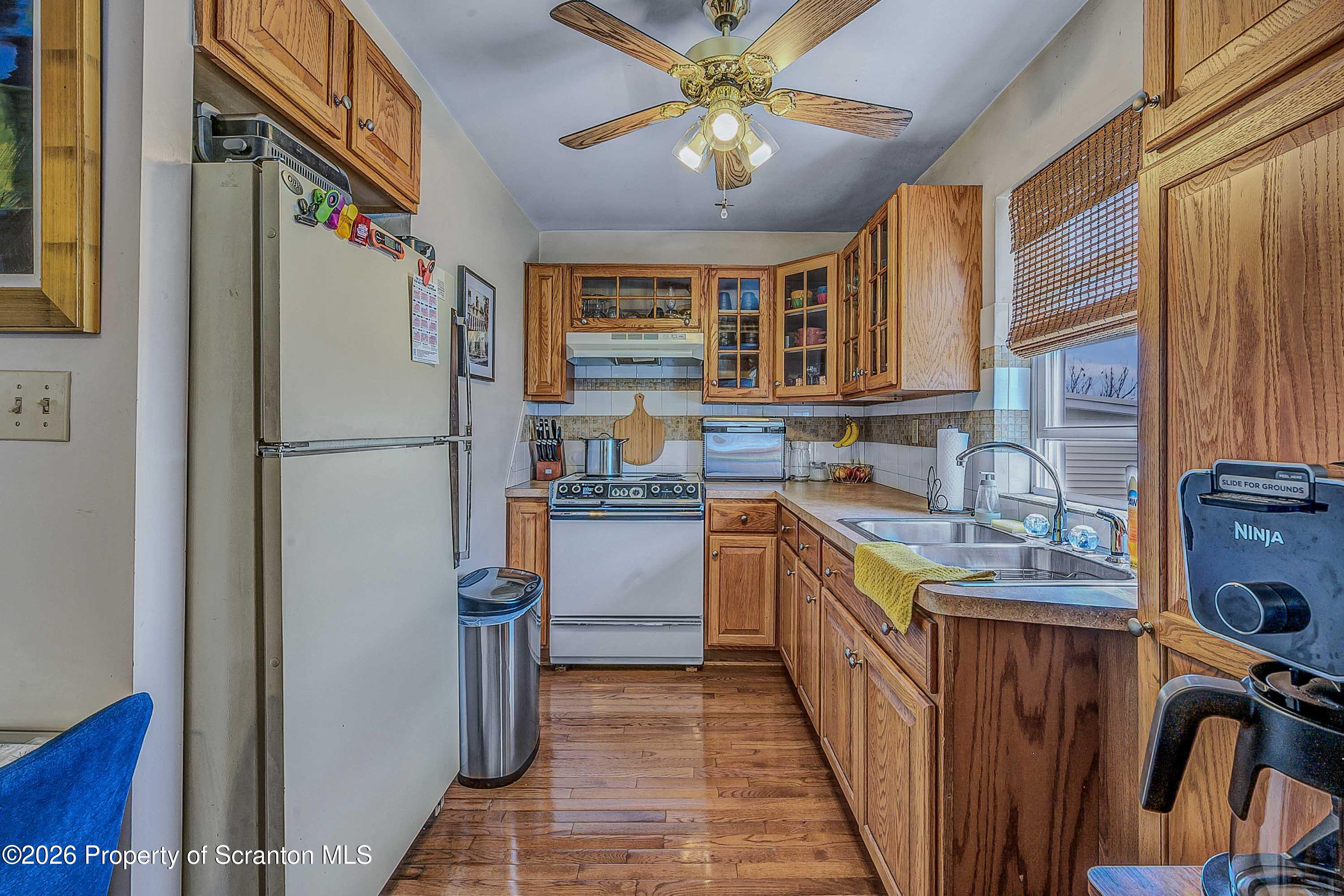 1535 Bulwer Street Scranton, PA 18504 - Photo 18 of 28 Bulwer -18