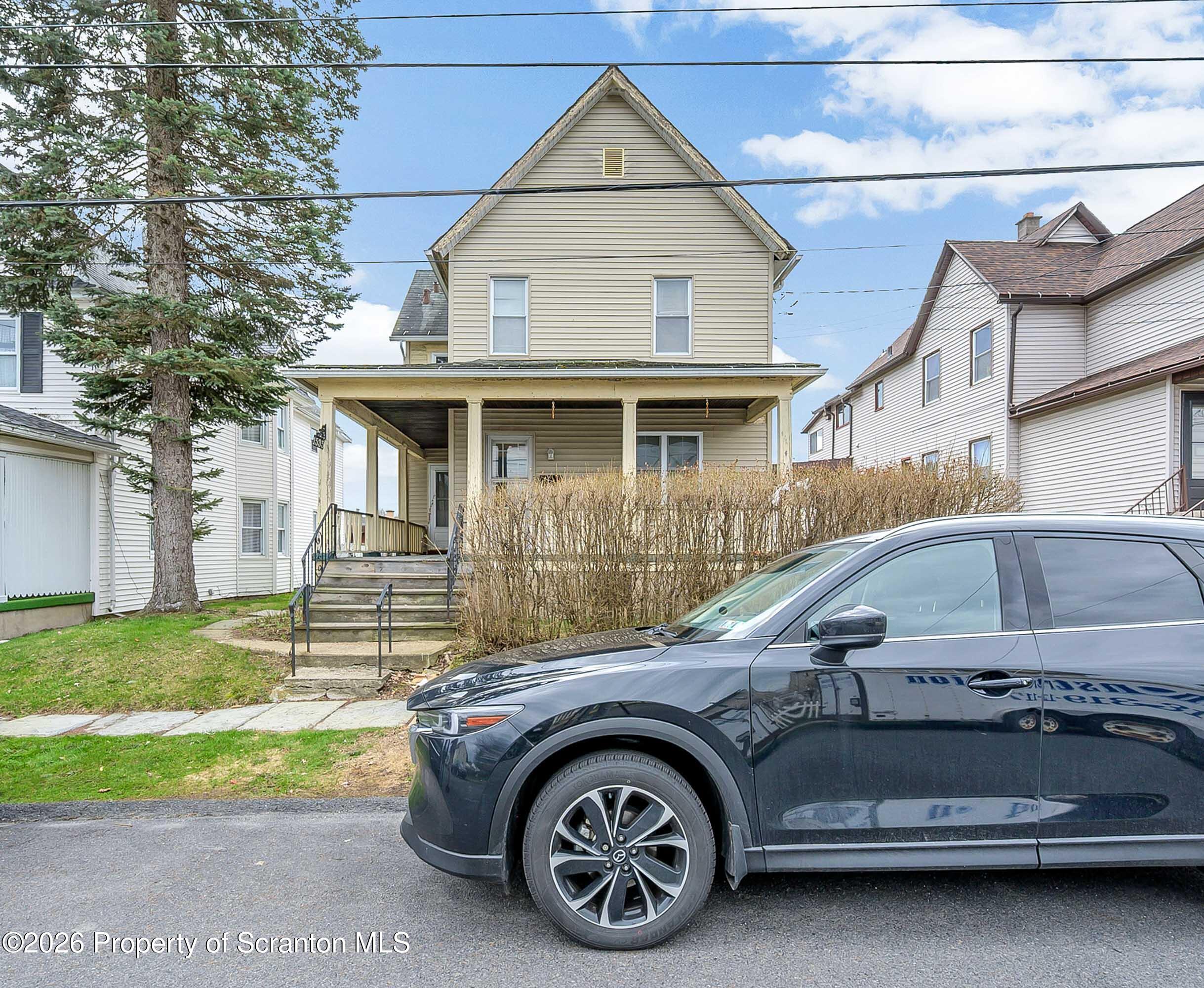1535 Bulwer Street Scranton, PA 18504 - Photo 3 of 28 Bulwer -2