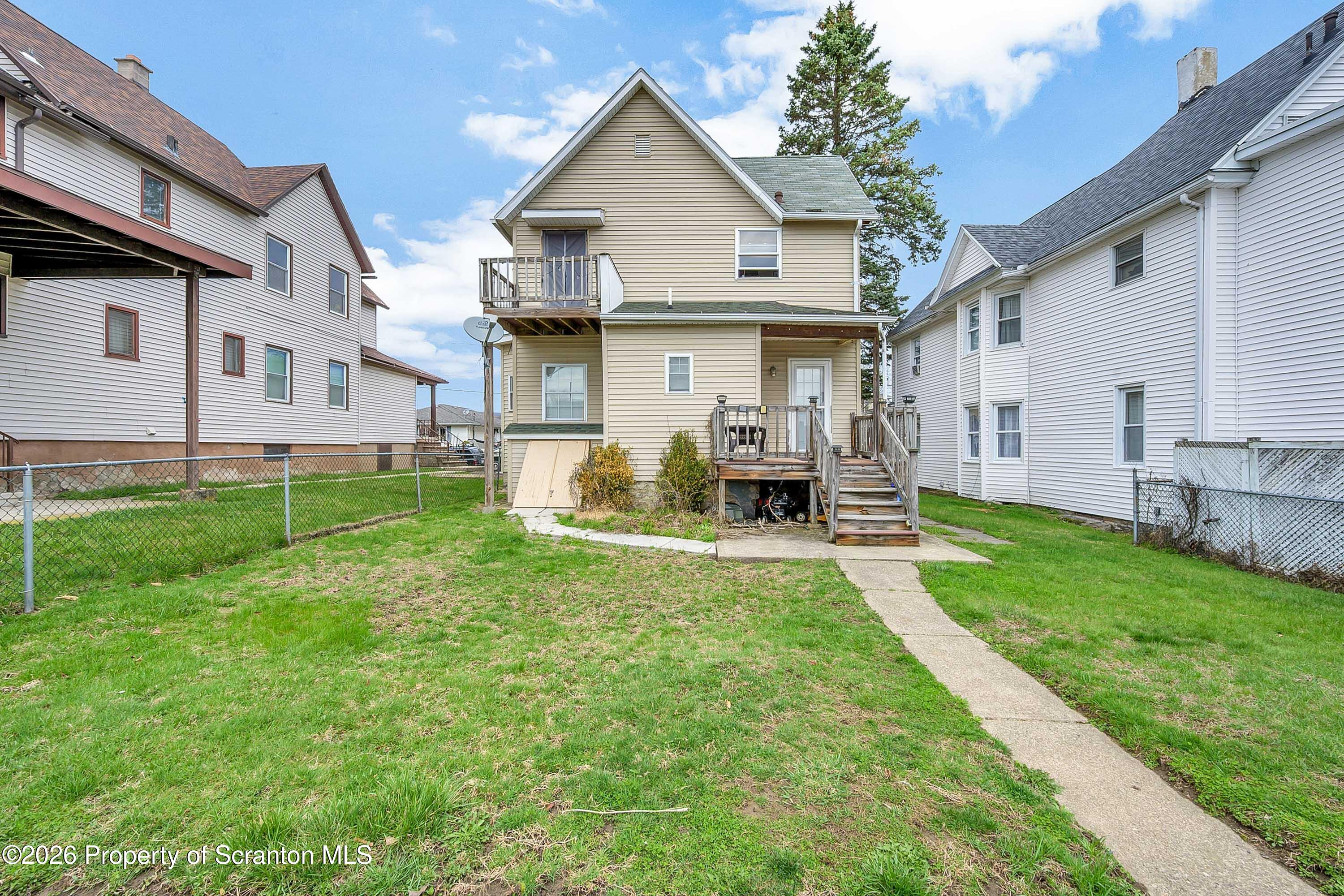 1535 Bulwer Street Scranton, PA 18504 - Photo 6 of 28 Bulwer -6