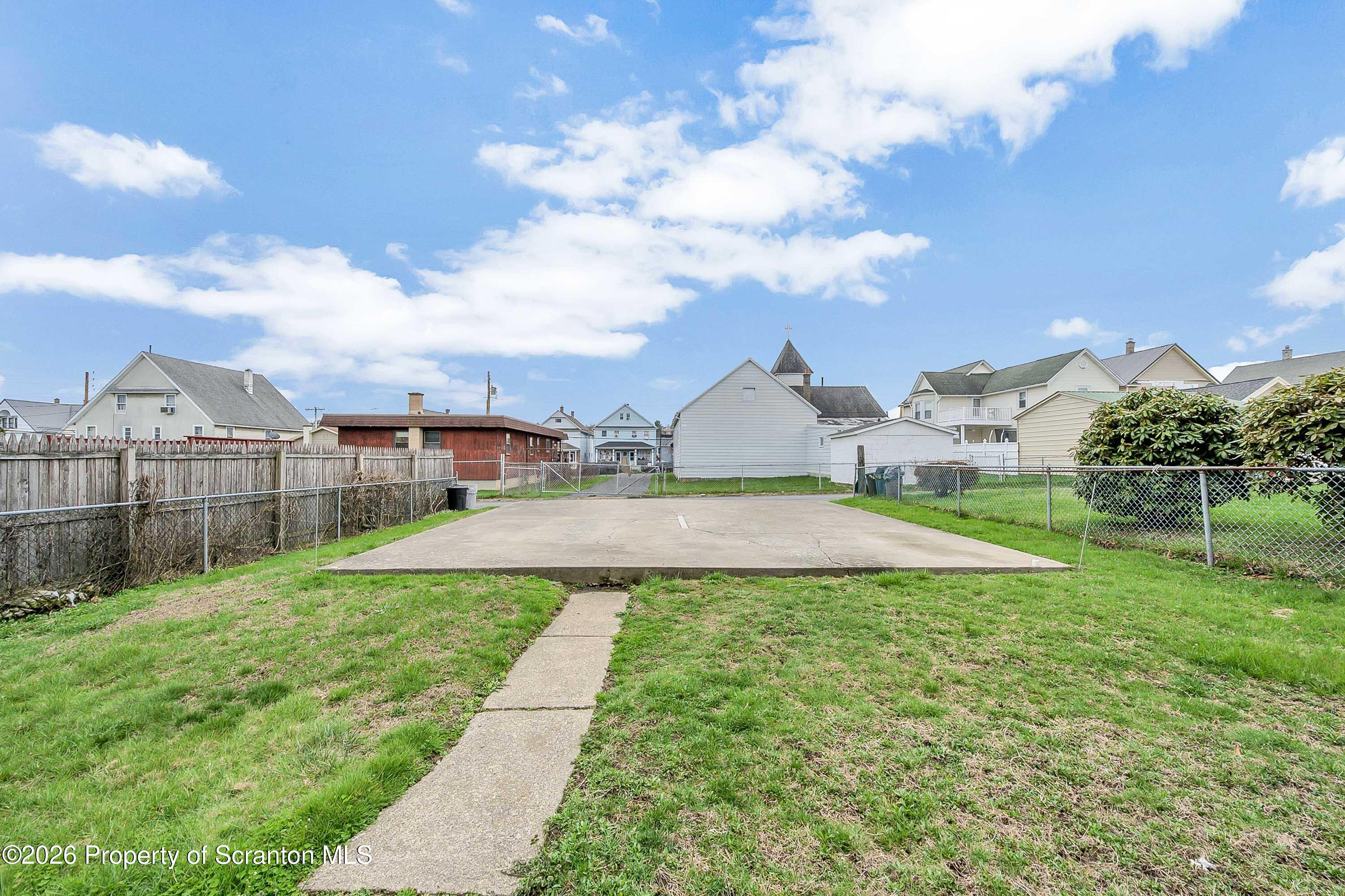 1535 Bulwer Street Scranton, PA 18504 - Photo 7 of 28 Bulwer -7