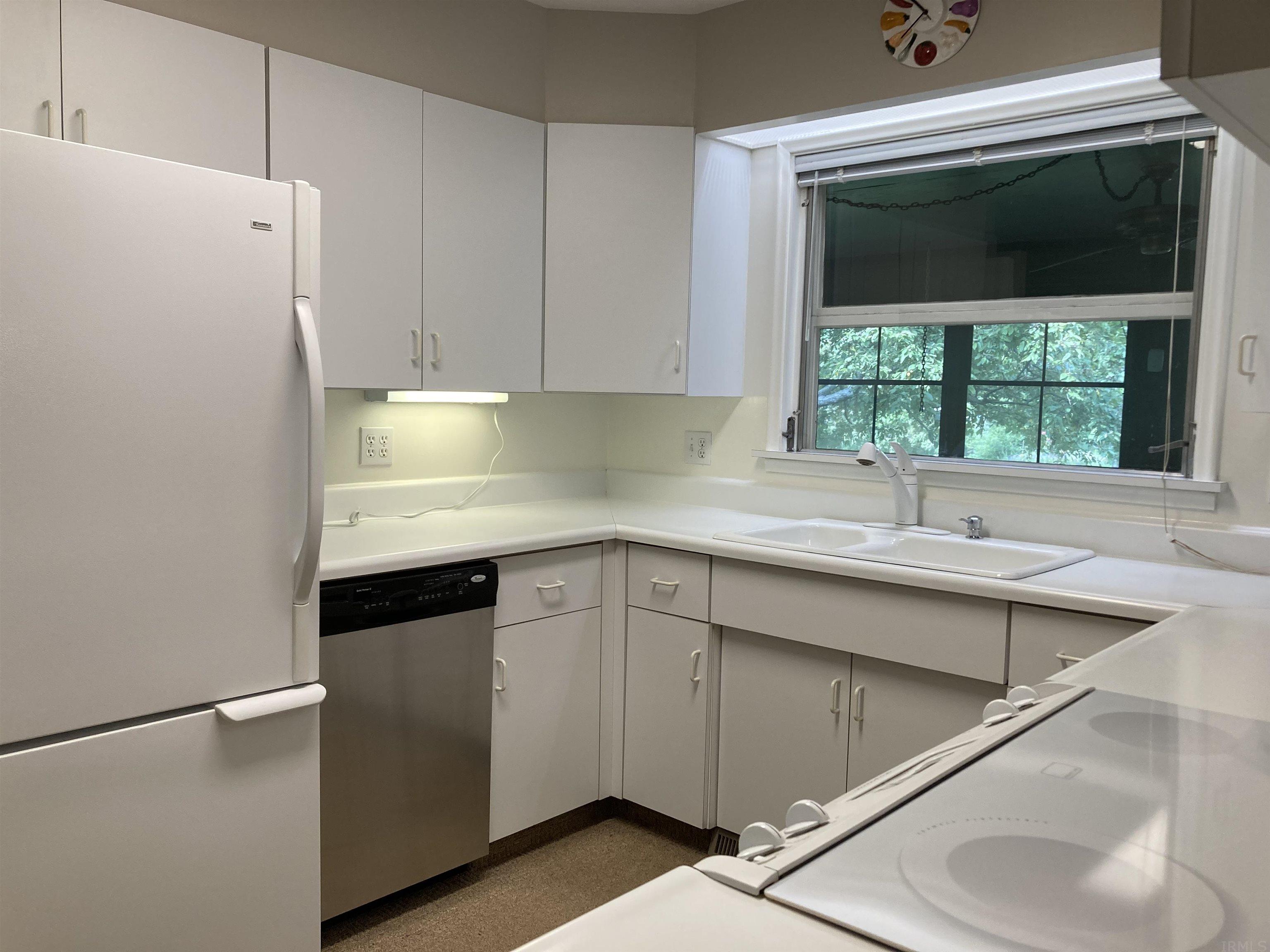 4021 Reed Road Fort Wayne, IN 46815 - Photo 12 of 36 Gallery Image 12