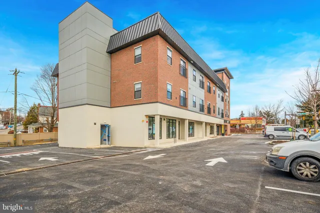 $2,034 | 501 Washington Lane, Unit 305, Jenkintown, PA 19046