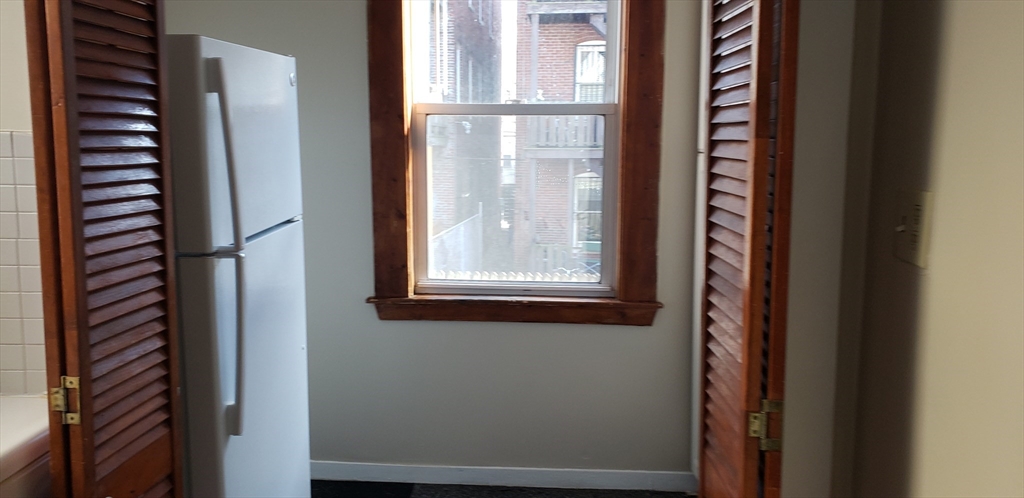 16 Bynner Street, Unit 2 Boston, MA 02130 - Photo 12 of 28 Gallery Image 12