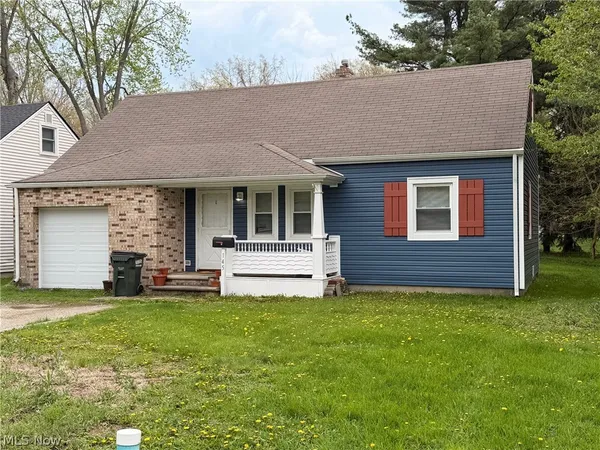 $2,250 | 145 Beck Road, Avon Lake, OH 44012