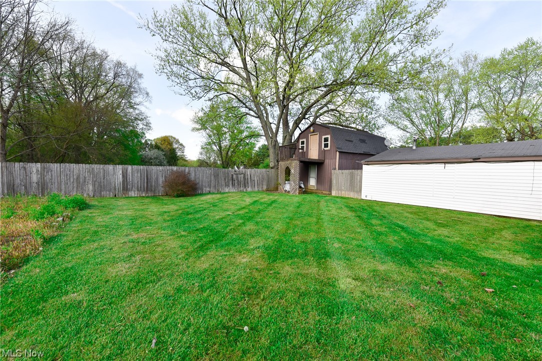 1107 Proctor Road Akron, OH 44306 - Photo 7 of 33