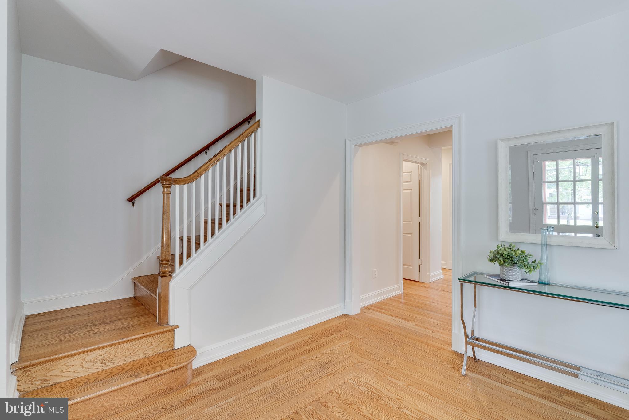 5507 Northfield Road Bethesda, MD 20817 - Photo 6 of 32 Gallery Image 6