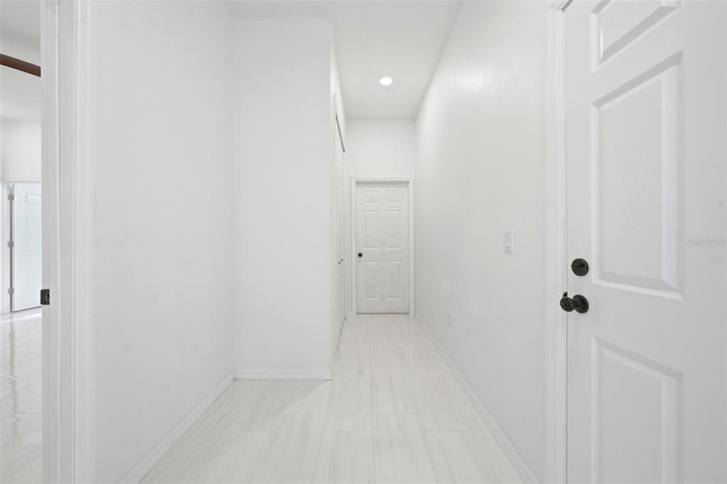 620 Titcomb Street Eustis, FL 32726 - Photo 15 of 30 a view of bathroom