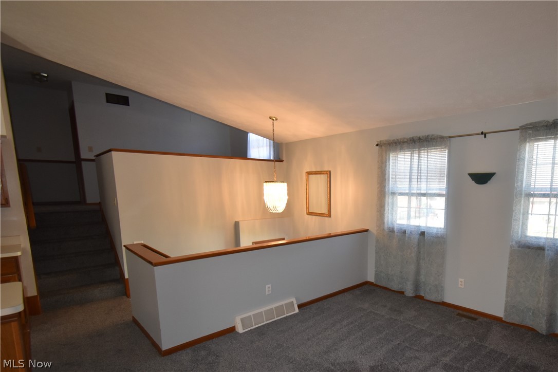 6433 Ridgeview Boulevard North Ridgeville, OH 44039 - Photo 5 of 35