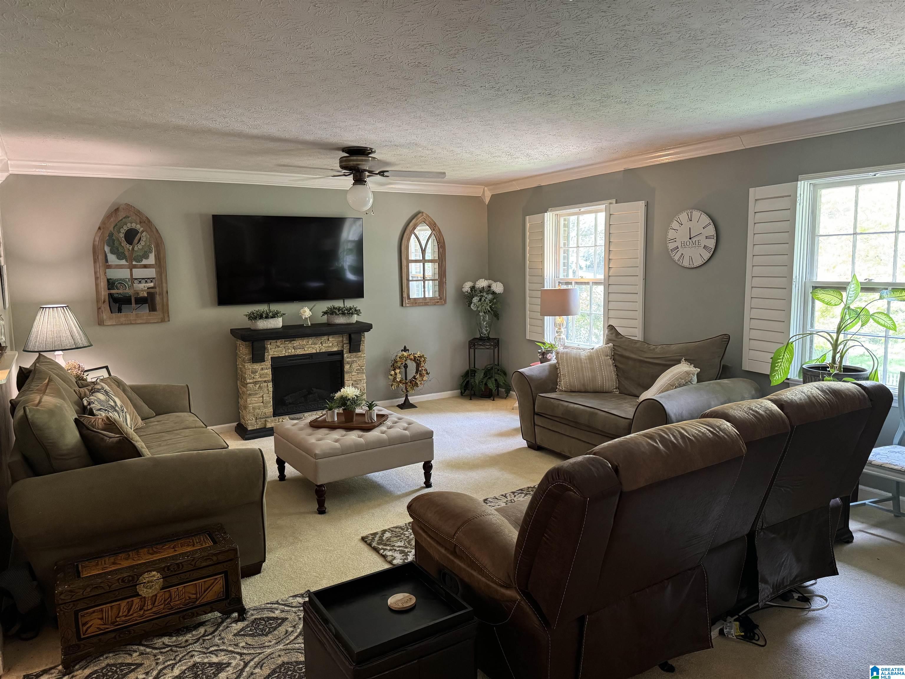 223 Primrose Path Sylacauga, AL 35150 - Photo 3 of 97