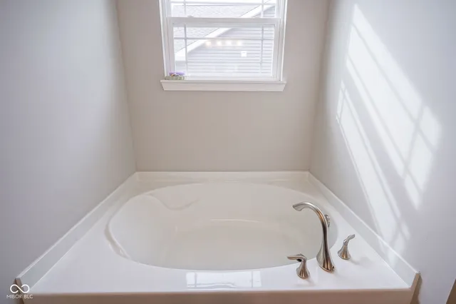 $2,450 | 6810 Birmingham Avenue, McCordsville, IN 46055