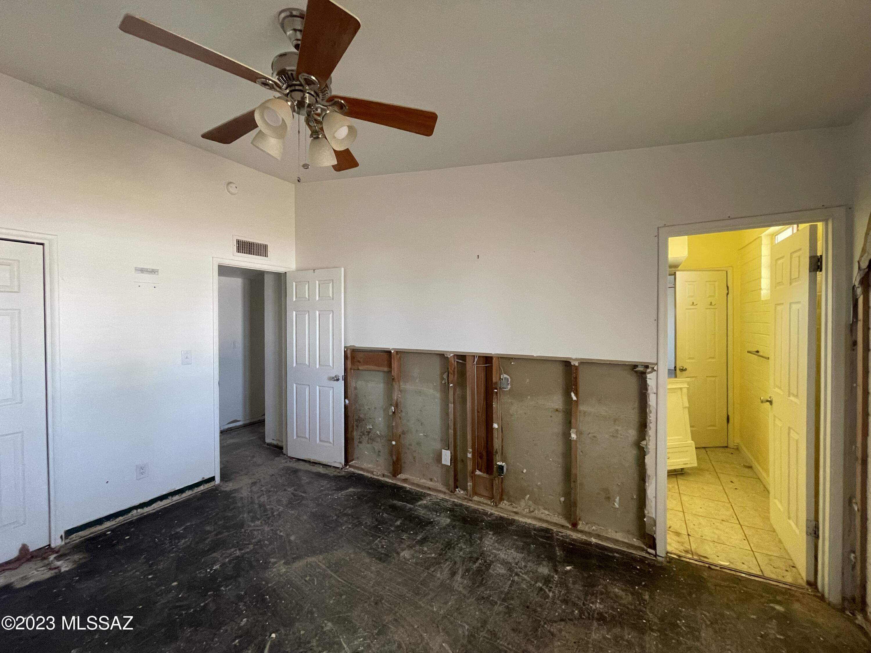 1215 Treasure Road Pearce, AZ 85625 - Photo 14 of 36 Gallery Image 14