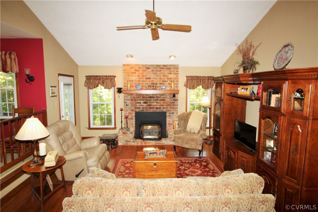 2704 Ridgeview Road Powhatan, VA 23139 - Photo 10 of 22 Gallery Image 10