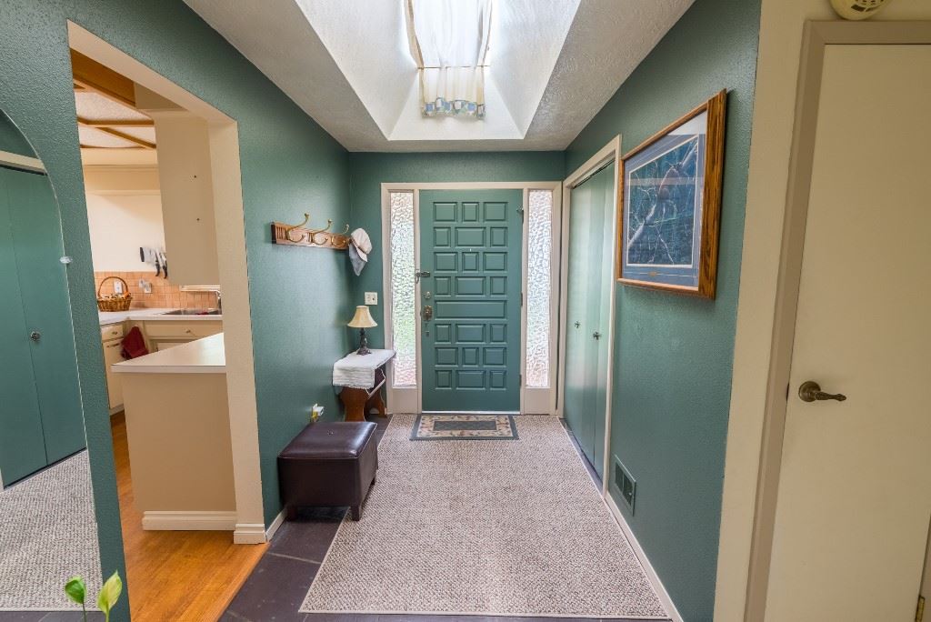 422 West Cascade Way Spokane, WA 99208 - Photo 8 of 20 Gallery Image 8