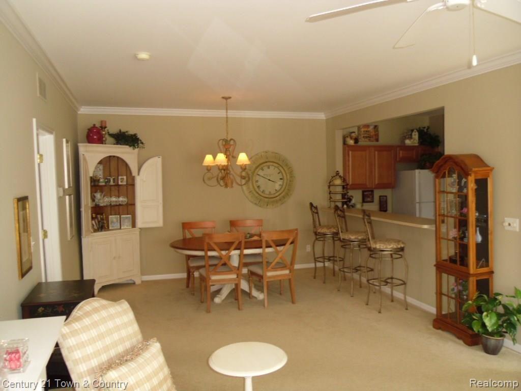 1841 Flagstone Circle, Unit 153 Rochester, MI 48307 - Photo 8 of 28 006.jpg